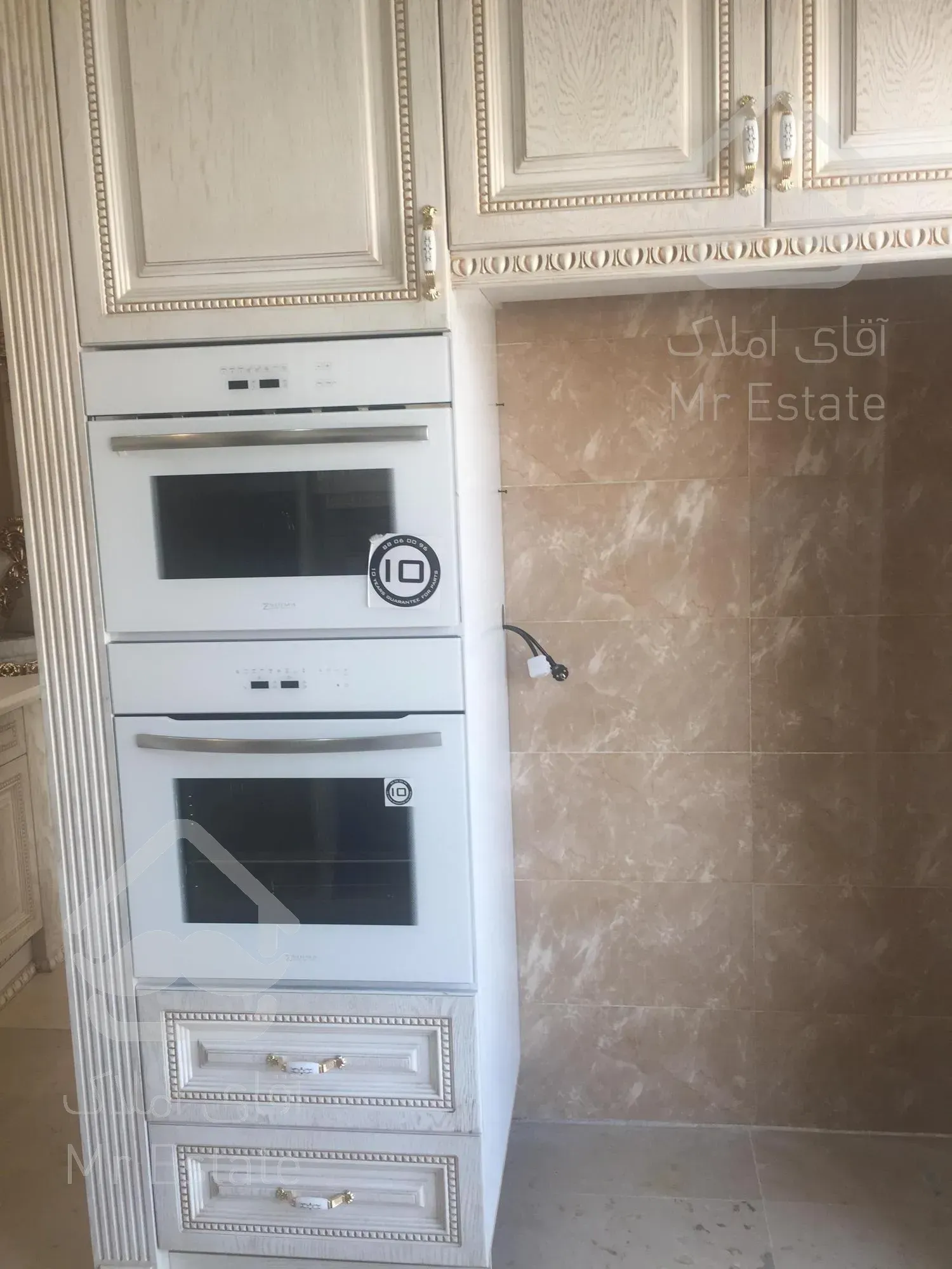 آجودانیه ، بهترین لوکیشن ، ۲۴۰ متر ،۴ خواب