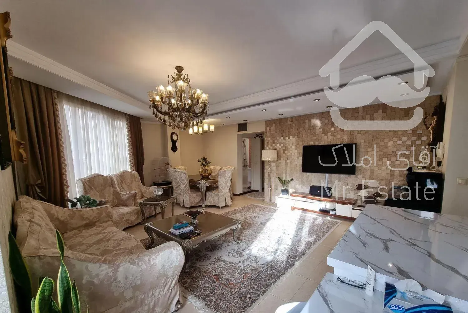 ۹۰ متر دو خواب سهروردی جنوبی/خارج طرح