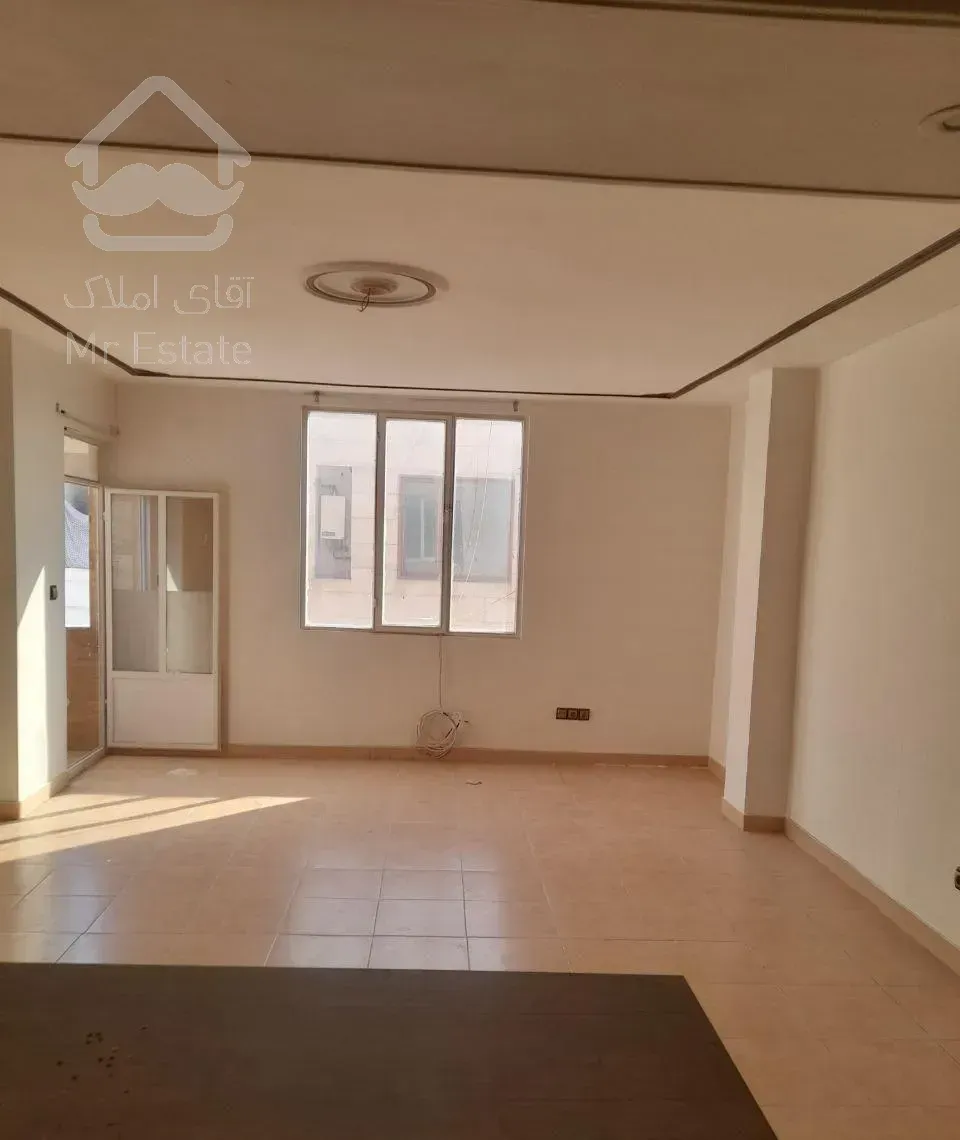 80متر فاز‌1اندیشه،پارکینگ‌سندی+مهمان،سالن پرده خور