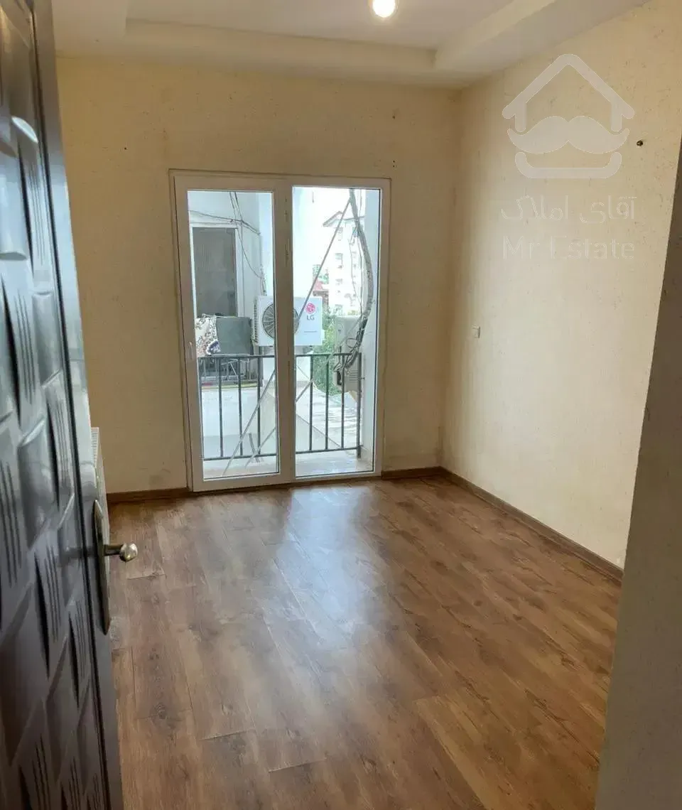 آپارتمان 92 متری رادیو دریا فرعی ۱۹ غربی