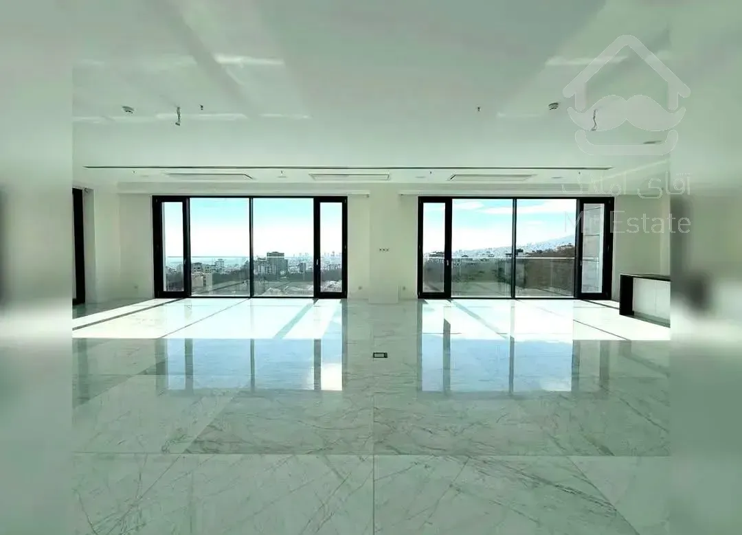 فروش آپارتمان ۲۴۰ متری ۳ خوابه در نیاوران