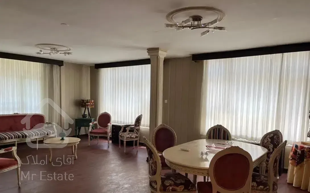 ۱۰۰ متر طبقه اول خیابان پاتریس محله شهرآرا