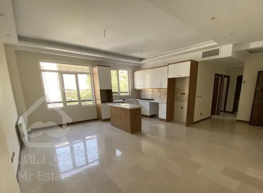 ۸۸ متر ، ۸ ساله ، دو نبش ، پارک شهرآرا