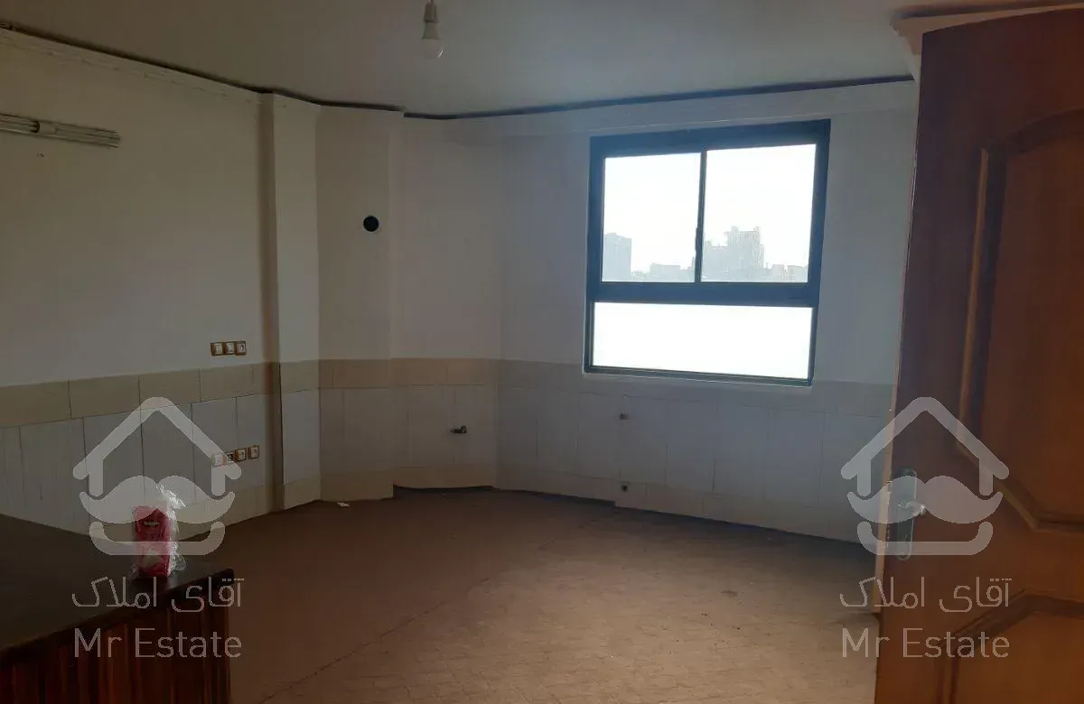 اپارتمان بین ۷۰ تا ۷۵ متر هست ۱ خواب