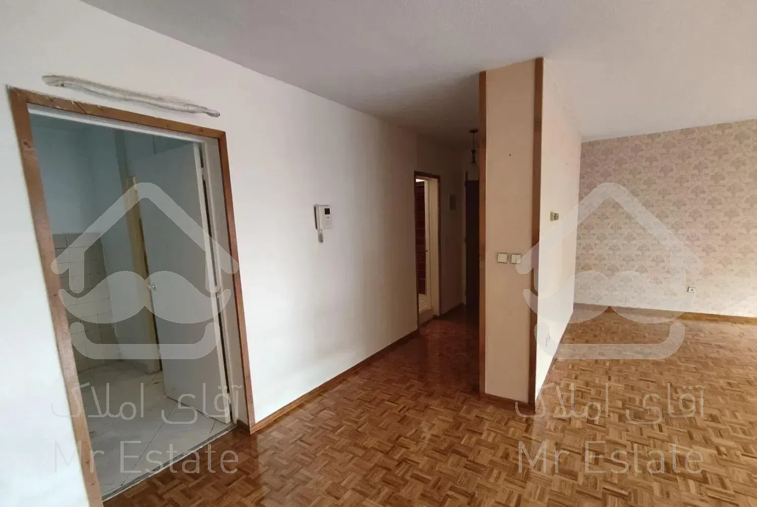 رهن و اجاره/3خوابه/141متری/با پارکینگ و انباری