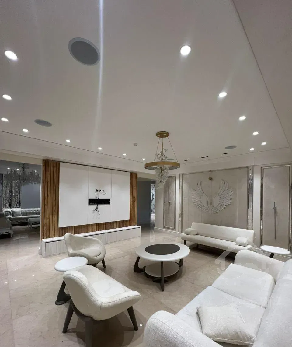 200متر تک واحدی+2پارکینگ+6سال ساخت حوالی کاج