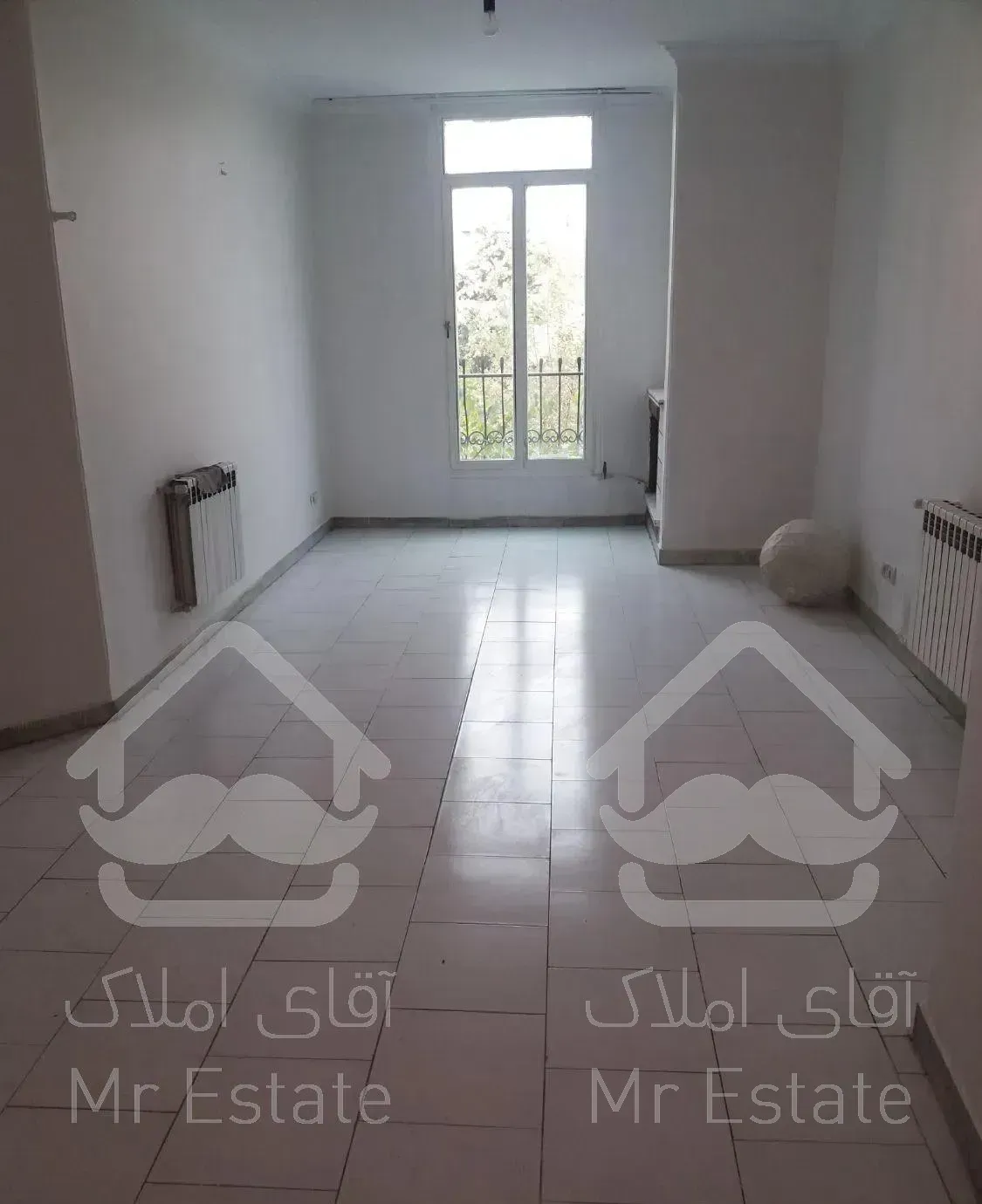 یک آپارتمان ۷۵متری دوخوابه ۵طبقه ۴واحدی طبقه ۲