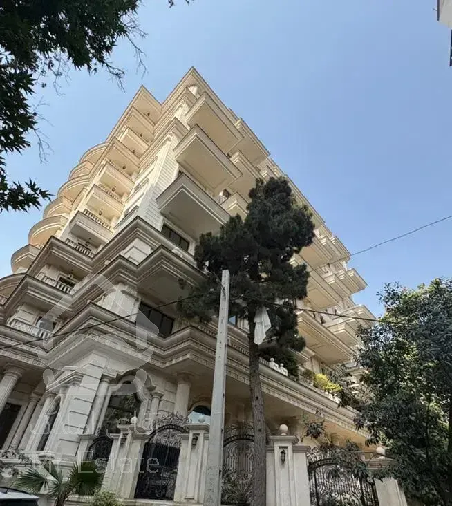 فرمانیه شرقی، ۲۸۰ متر، برج باغ