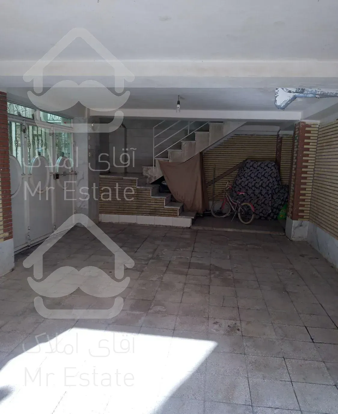 پارکینگ اختصاصی اجاره داده می‌شود