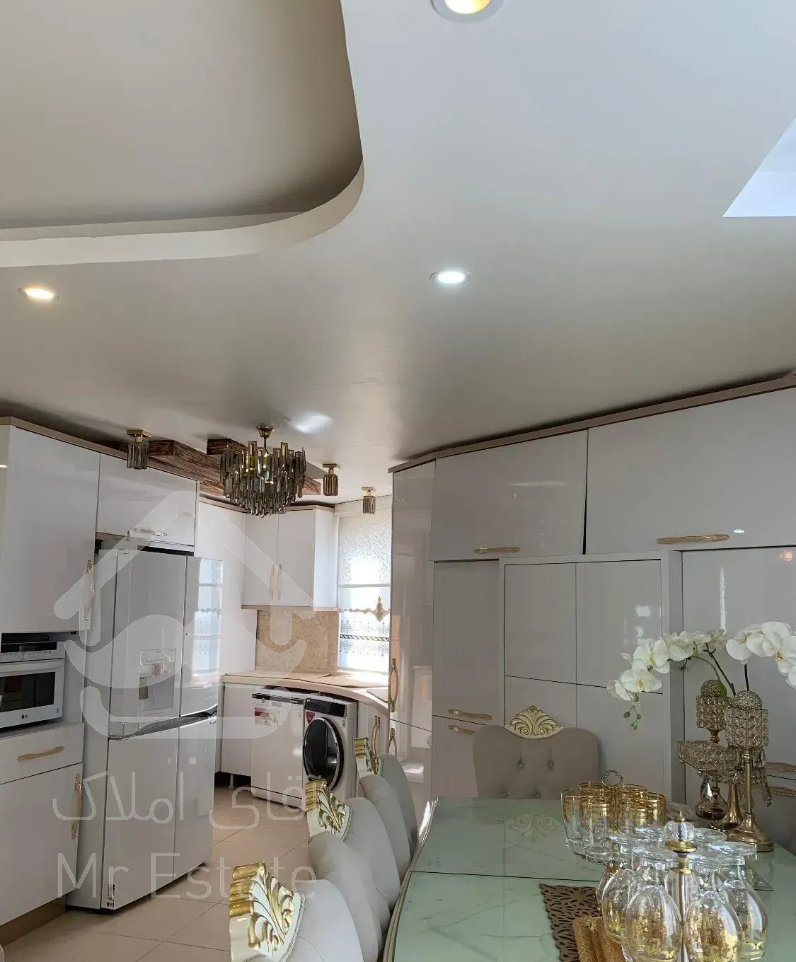 آپارتمان ۱۰۰متری تک واحدی حمزه کلا