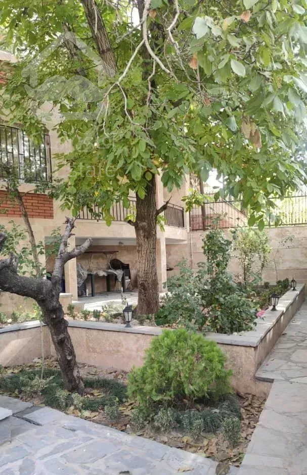 ۴۰۵ مترتکبرگ سندکلیدنخورده دوطبقه مجزا