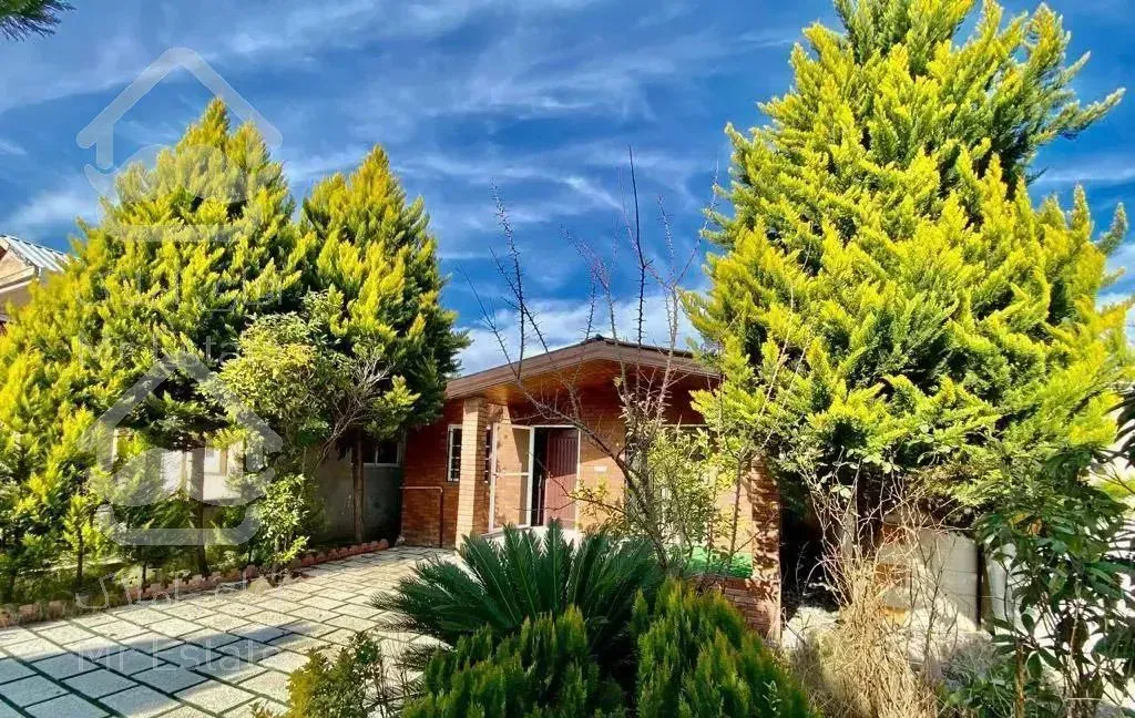 فروش ویلا همکف نمااجر200متر سنددار شهرکی بانگهبانی