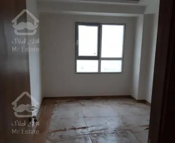 آپارتمان ۱۳۰ متری دو خوابه مستردار کلید نخورده