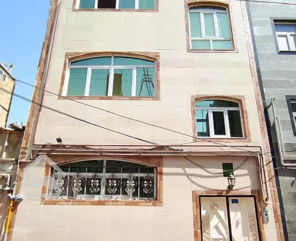 خانه شخصی ۷۲ متر ۳ طبقه میدان امام حسین