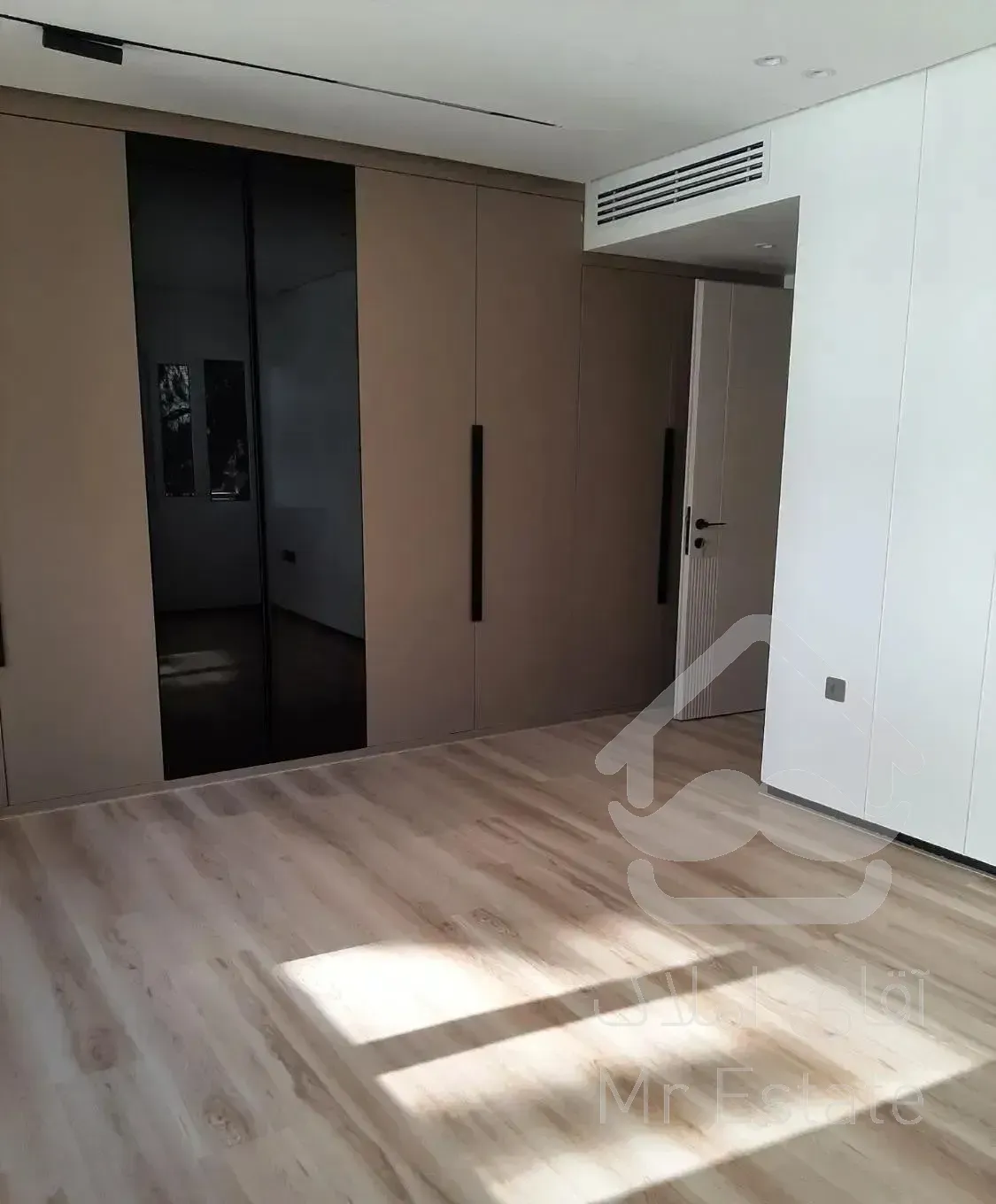 اپارتمان ۱۴۲ متری صفر تا صد بازسازی شده سجاد