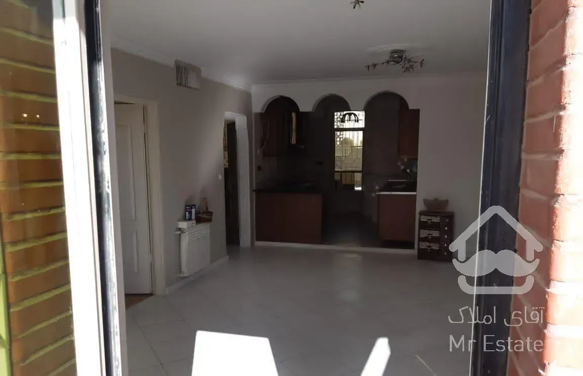 ۸۷ متری باز سازی شده  حیاط دار