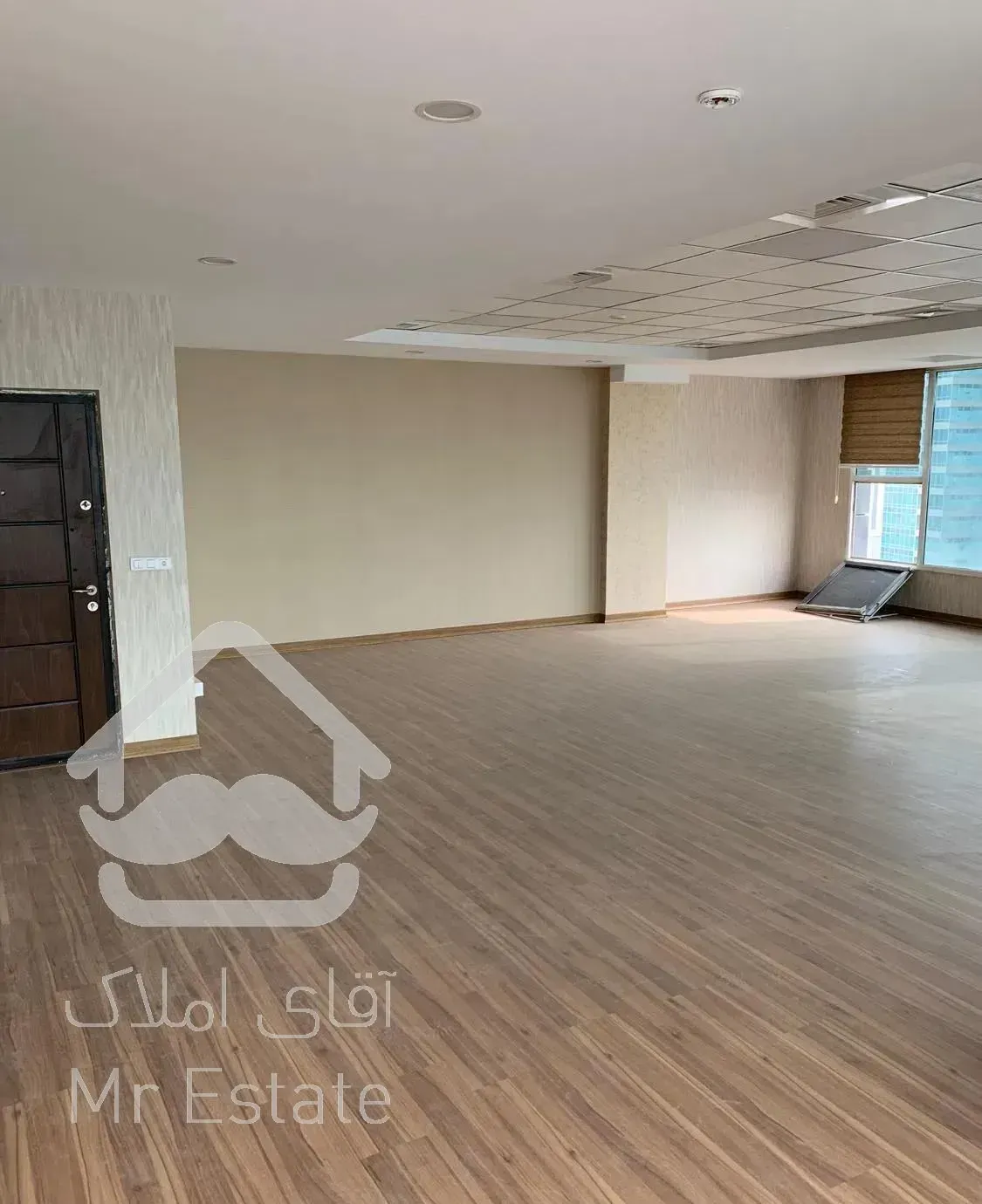 ۱۱۵ متر   واحد سند اداری