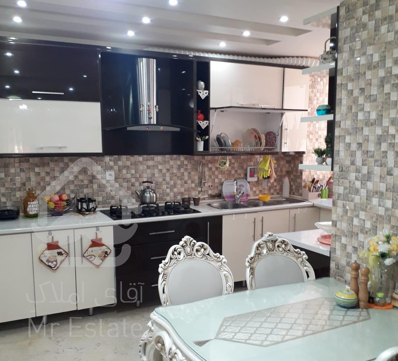 آپارتمان ۹۶متری دو خوابه ۴ساله بلوار فردوس