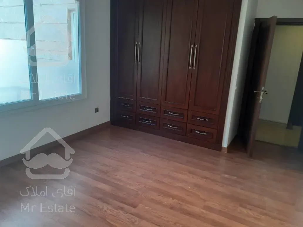 اجاره و رهن آپارتمان زعفرانیه 215  متر لاکچری