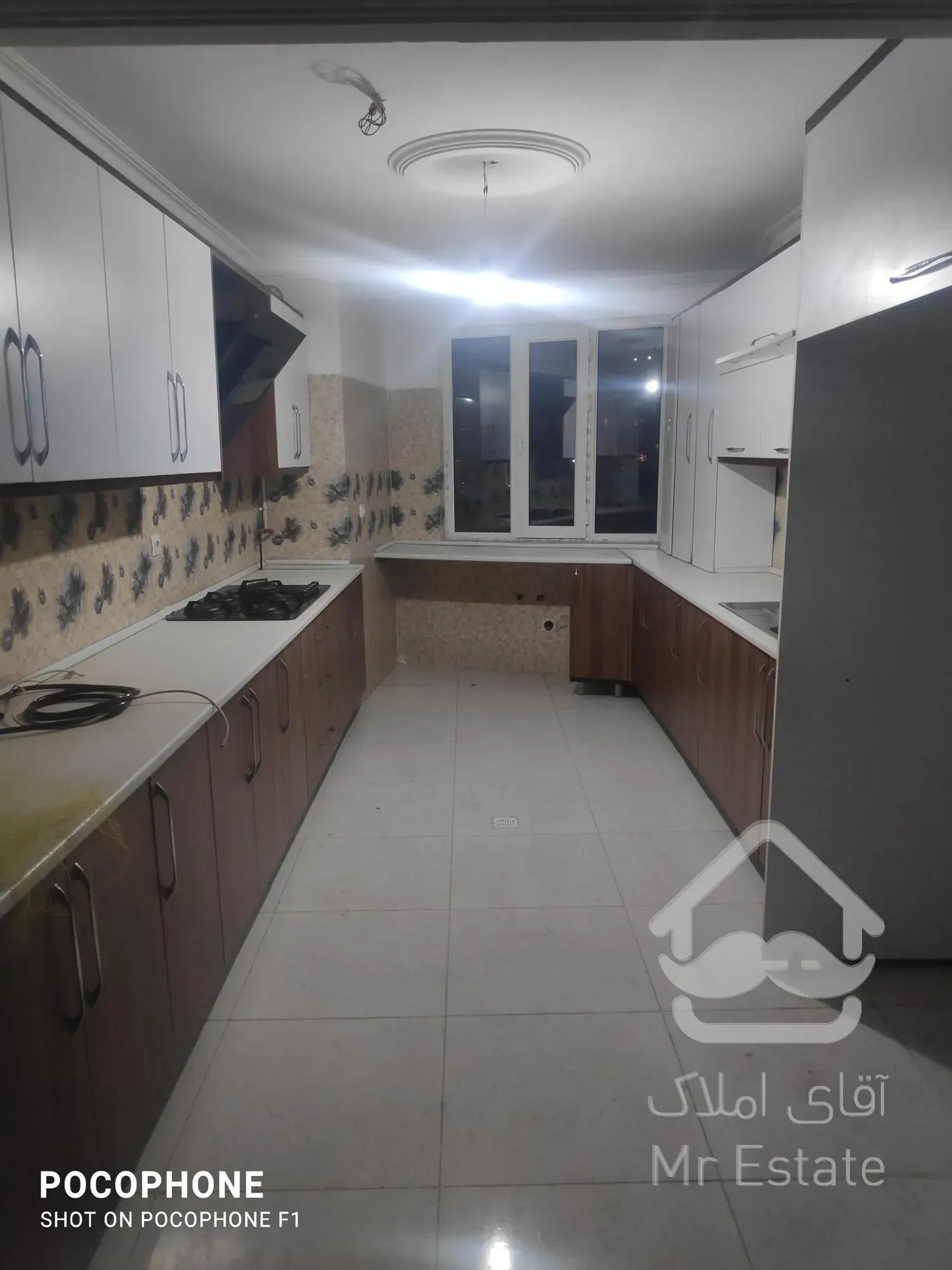 یک واحد آپارتمان تک واحدی