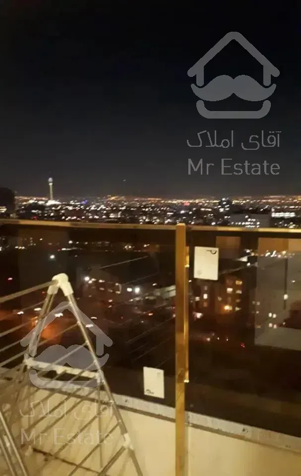 ۱۲۰ متر، نوساز ،ویو ابدی ،برج مجلل ،غرق نور