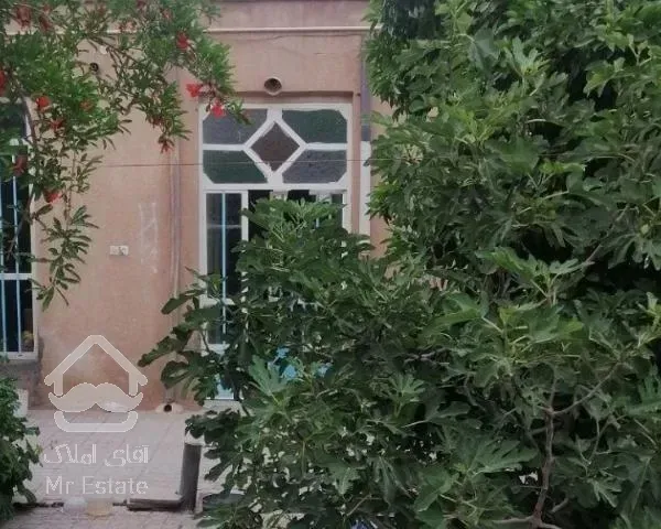 خانه بزرگ گنبدی در سرباز