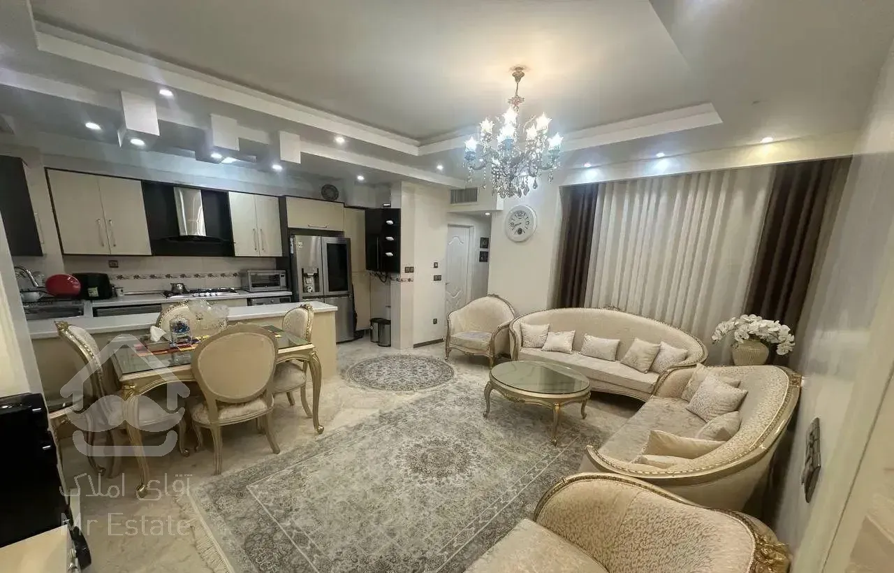 ۸۰متر/آلاله شرقی/۲خواب/سالن پرده خور/فول بازسازی