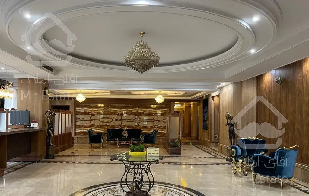 200متر/غربی بلوار 24متری/2پارکینگ/عمارت مجلل