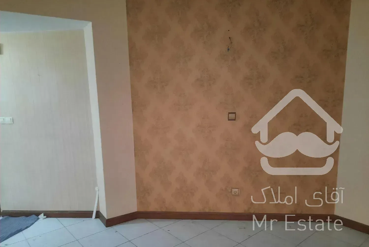 ۷۵ متری دو خوابه سعادت اباد کوی فراز