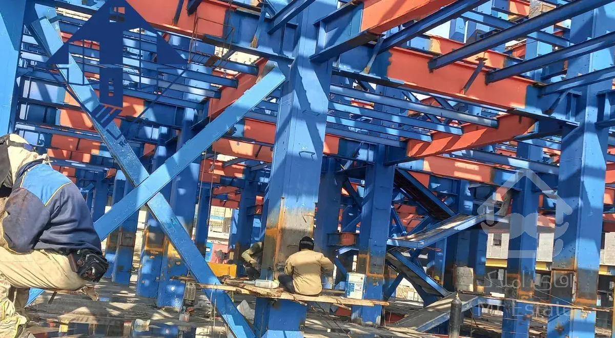 آپارتمان ۱۴۰ متر سه خوابه