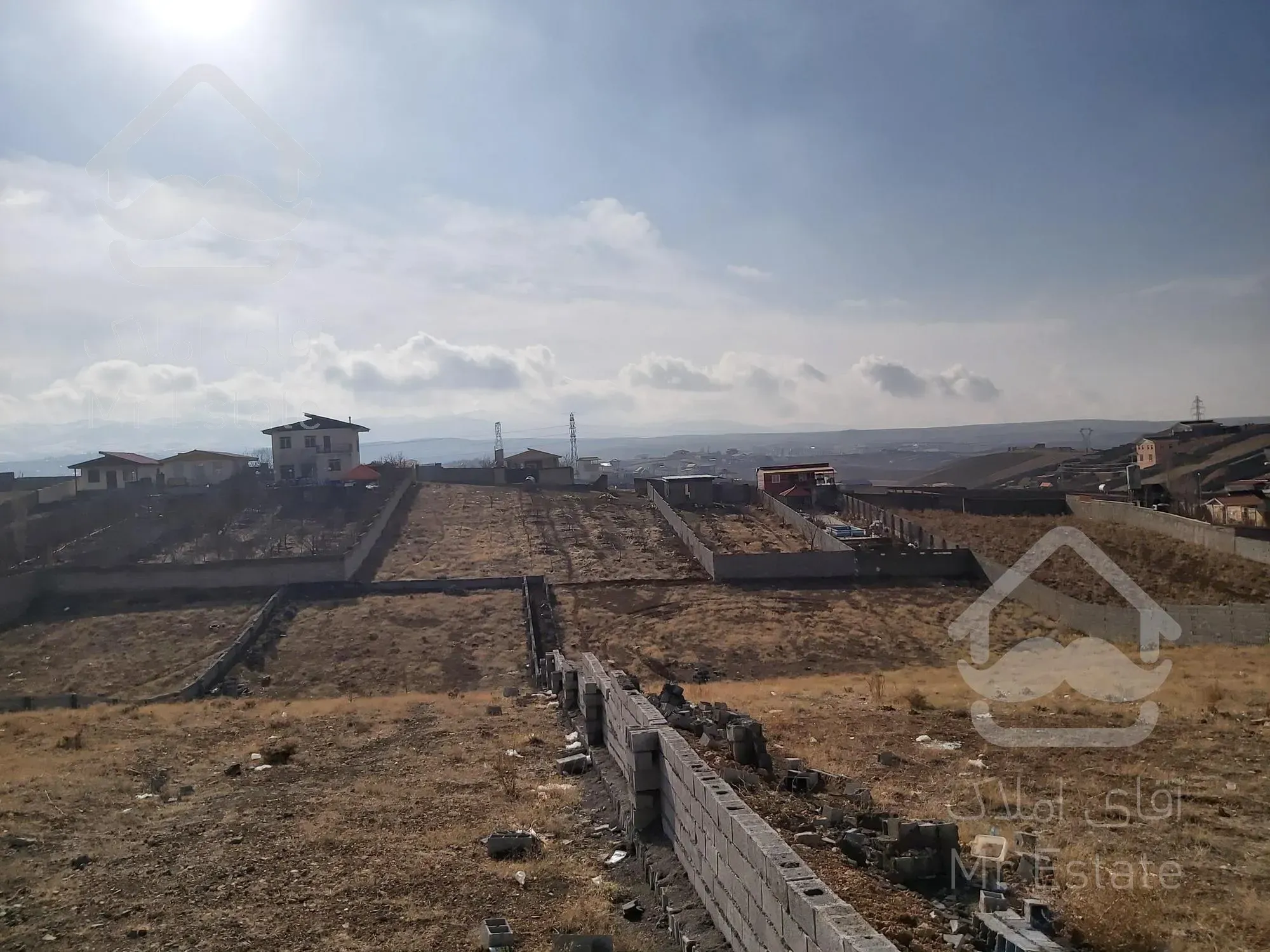 ۲۰۵۷ متر مناسب ساخت زیبا ترین ویلا