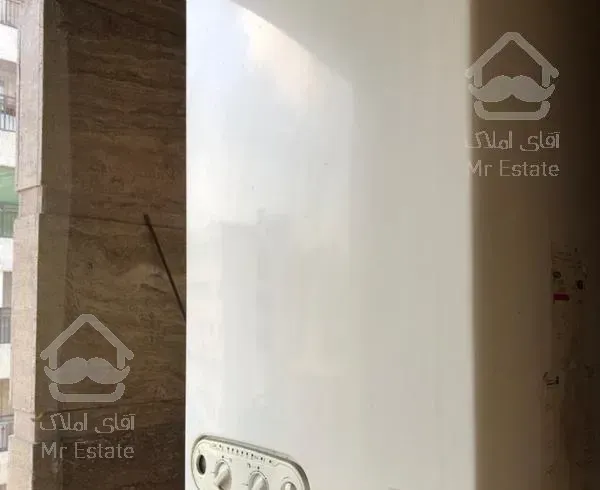 دو خوابه بالکن سر اشپزخانه و نور گیر