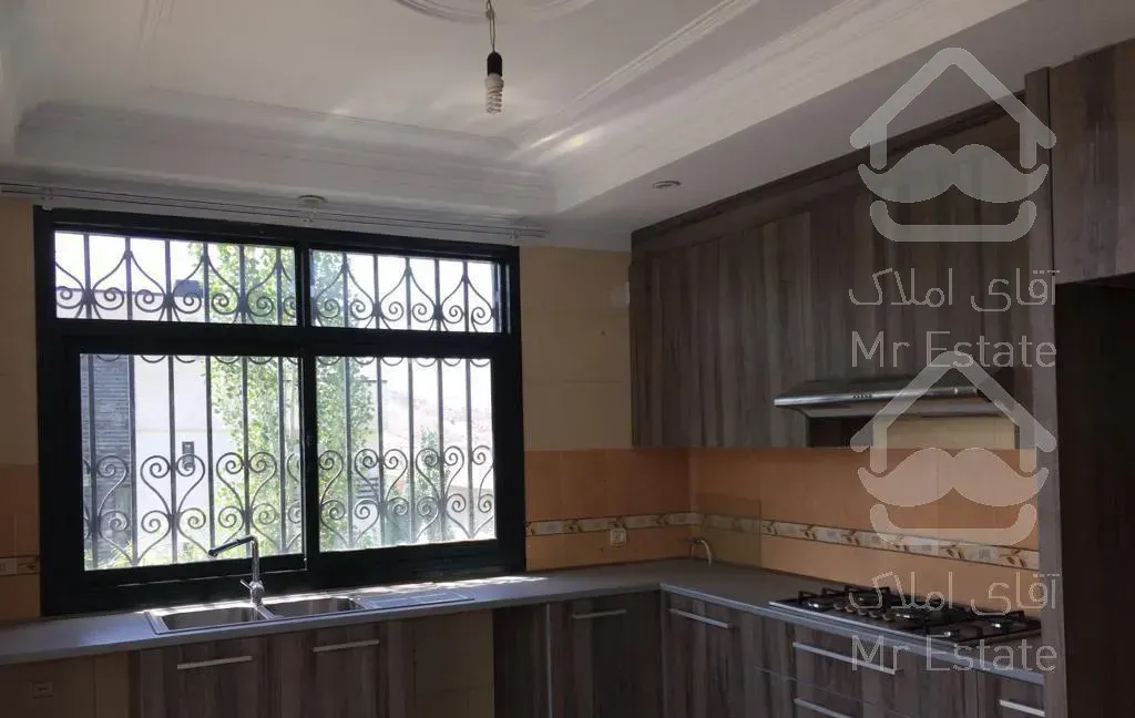 سه طبقه دربست لواسان خ اتحاد