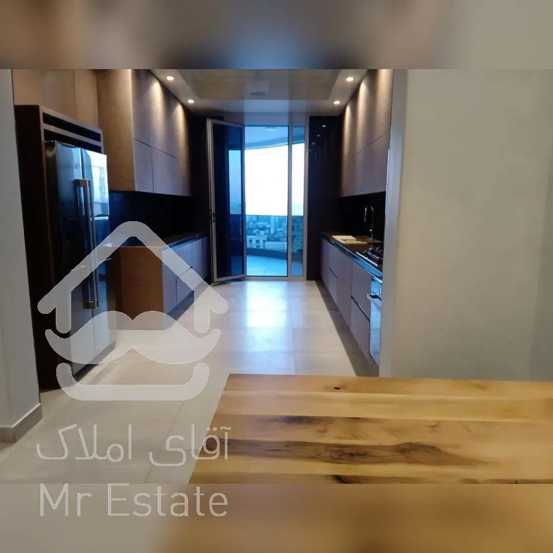 خرید برج باغ در گلستان شمالی ۳۱۱ متر طبقه دهم