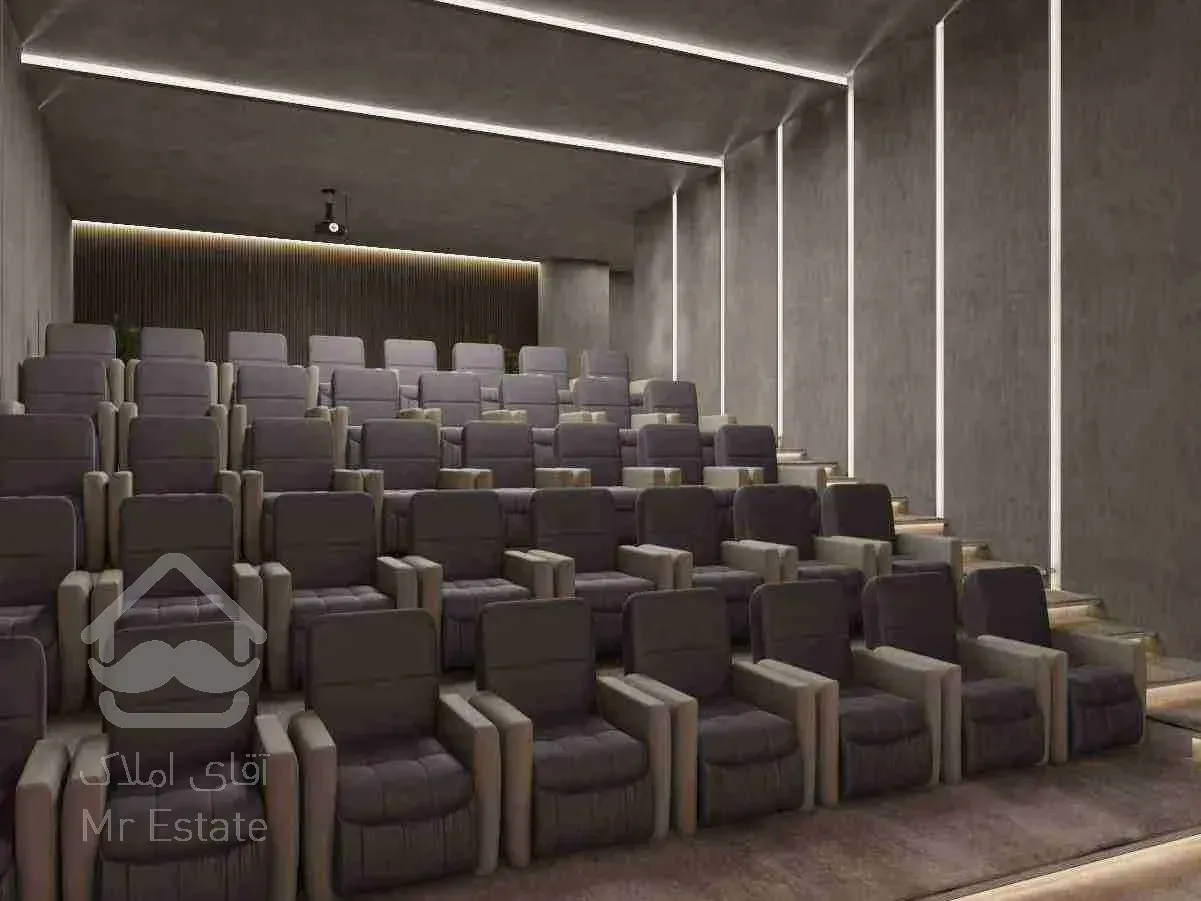 🌅 برج آقاخان — جایی که هر صبح مثل یک سفر تازه شروع می‌شود