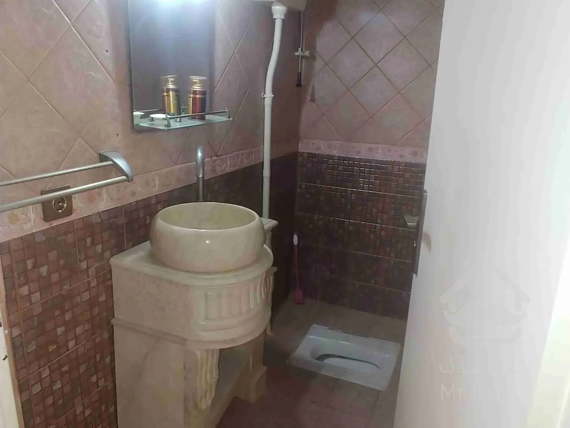 117 متر 3 خواب اختیاریه نزدیک چهاراه پاسداران