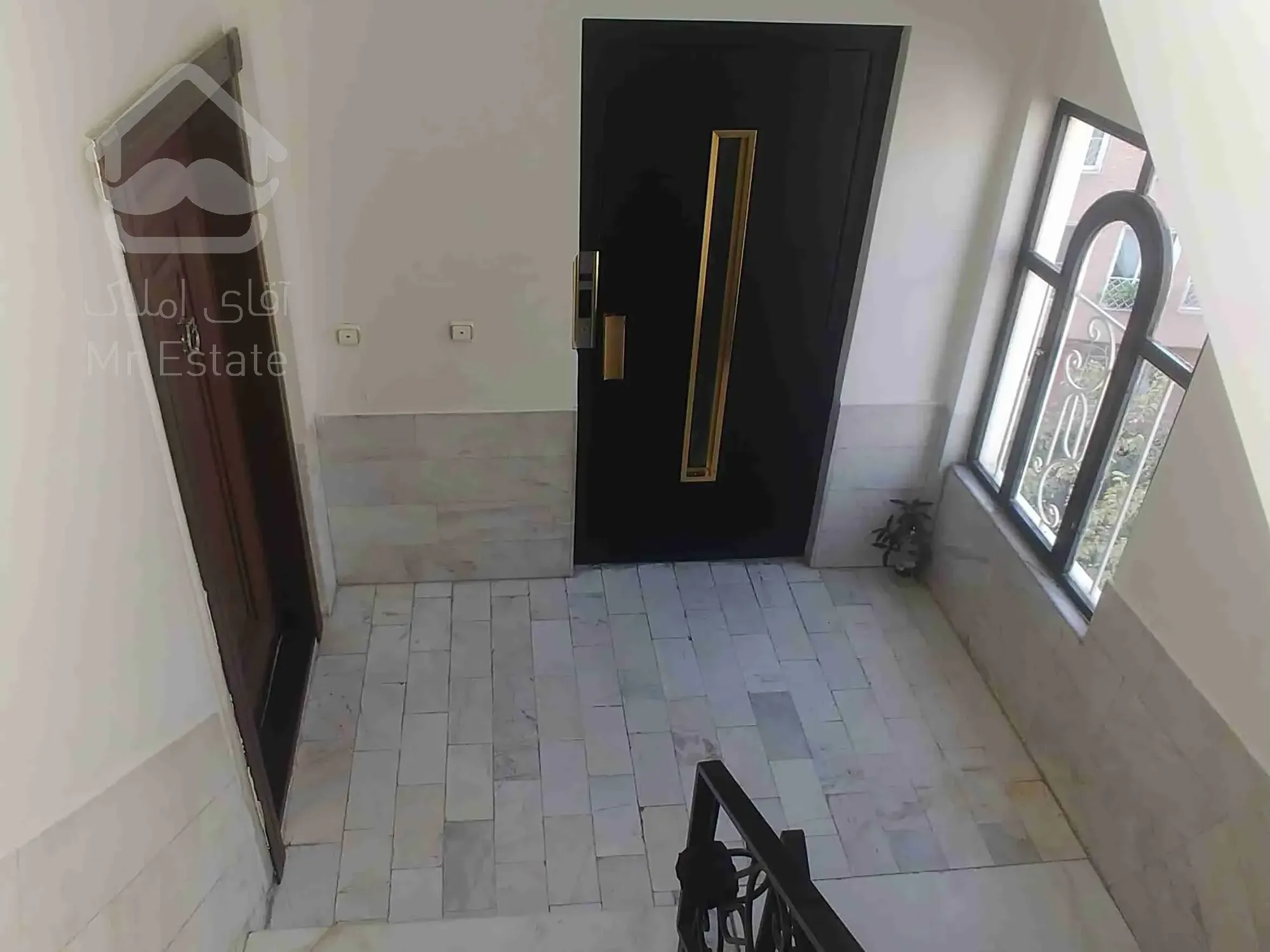 117 متر 3 خواب اختیاریه نزدیک چهاراه پاسداران