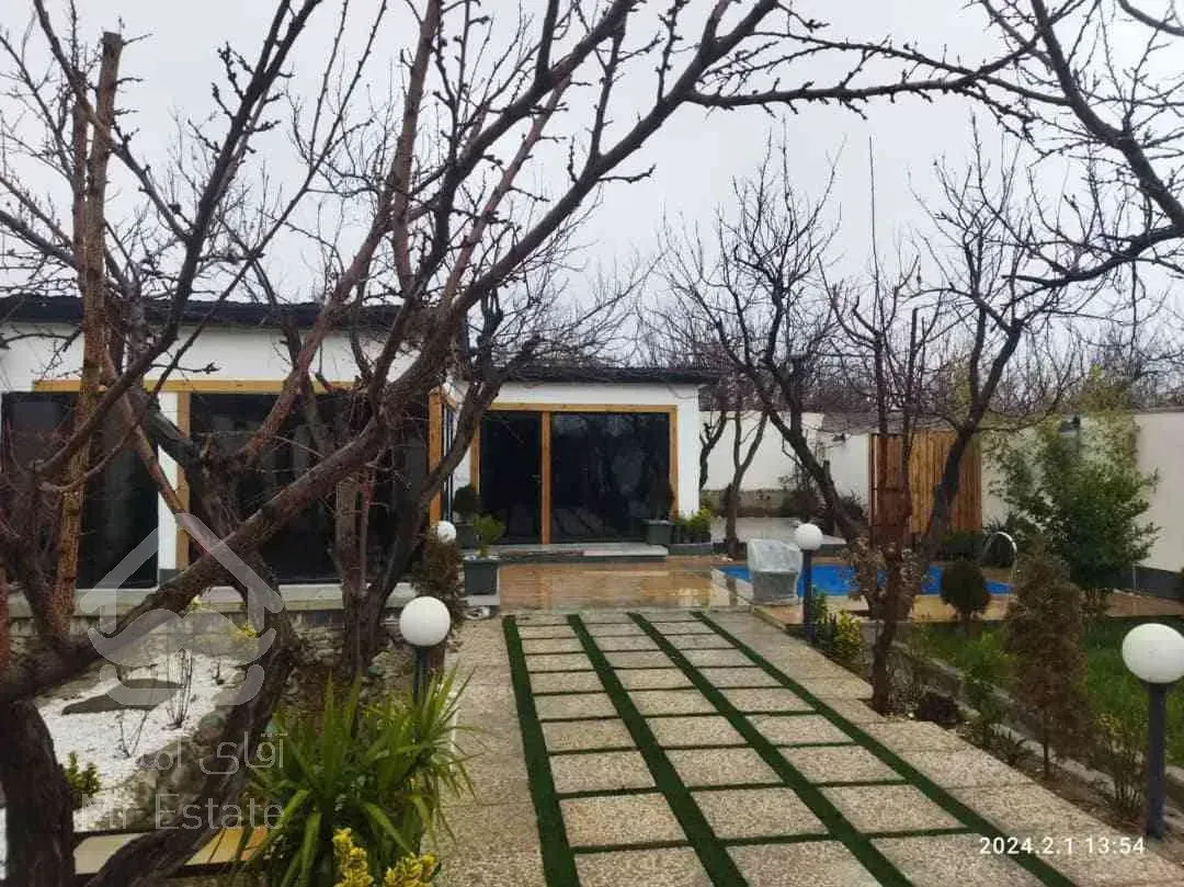 فروش ویلا استخر دار با درختان میوه