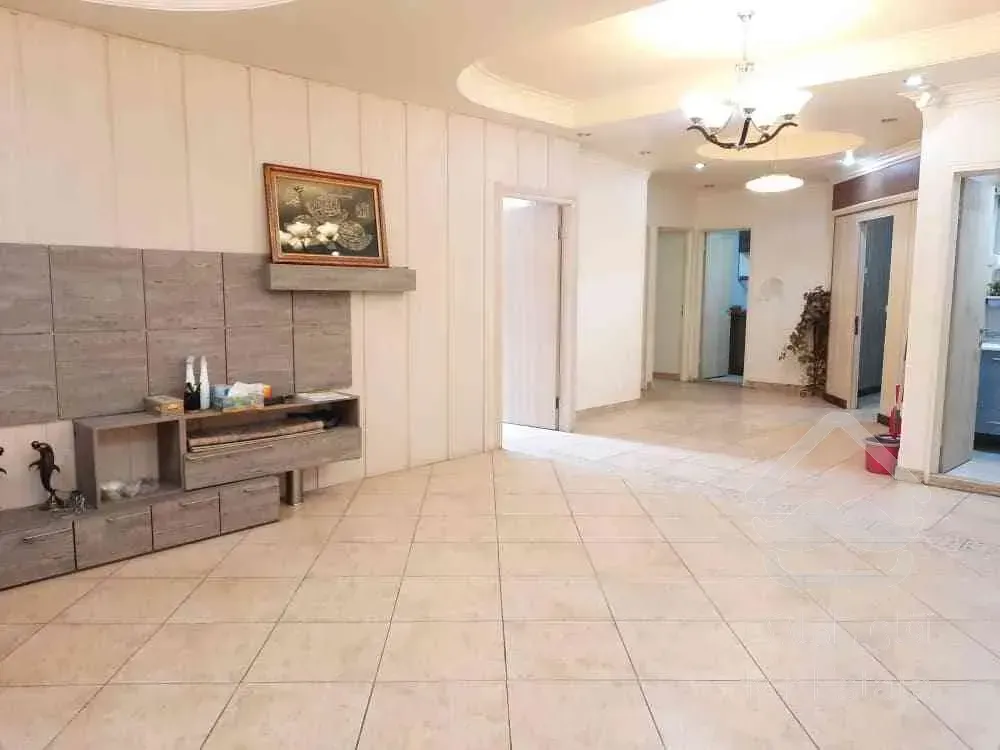 فروش آپارتمان ۱۲۷ متر ۳ خواب در هفت تیر