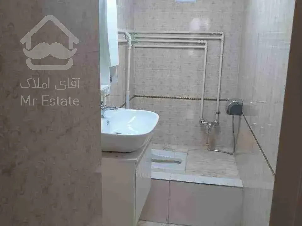 ۱۰۰ متر سنداداری  تابلو خور گاندی