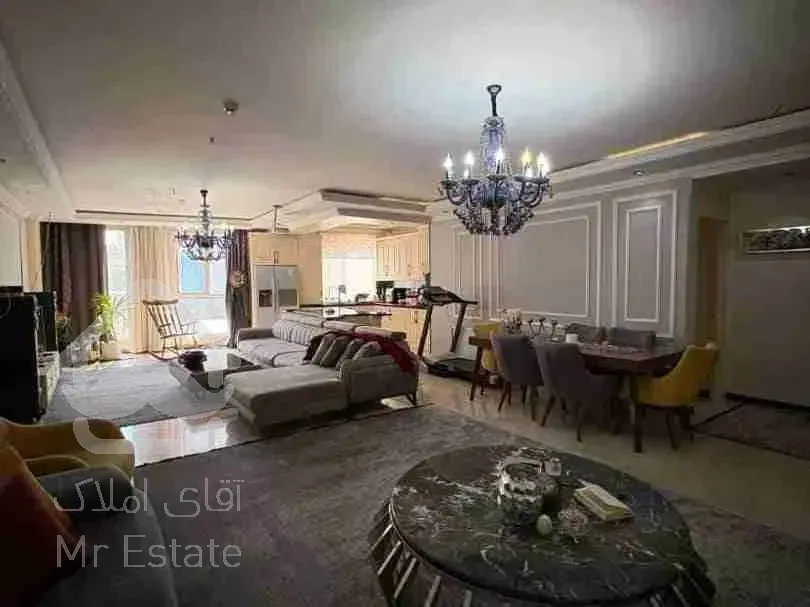 فروش ۱۳۰ متری دو خوابه ،فوری