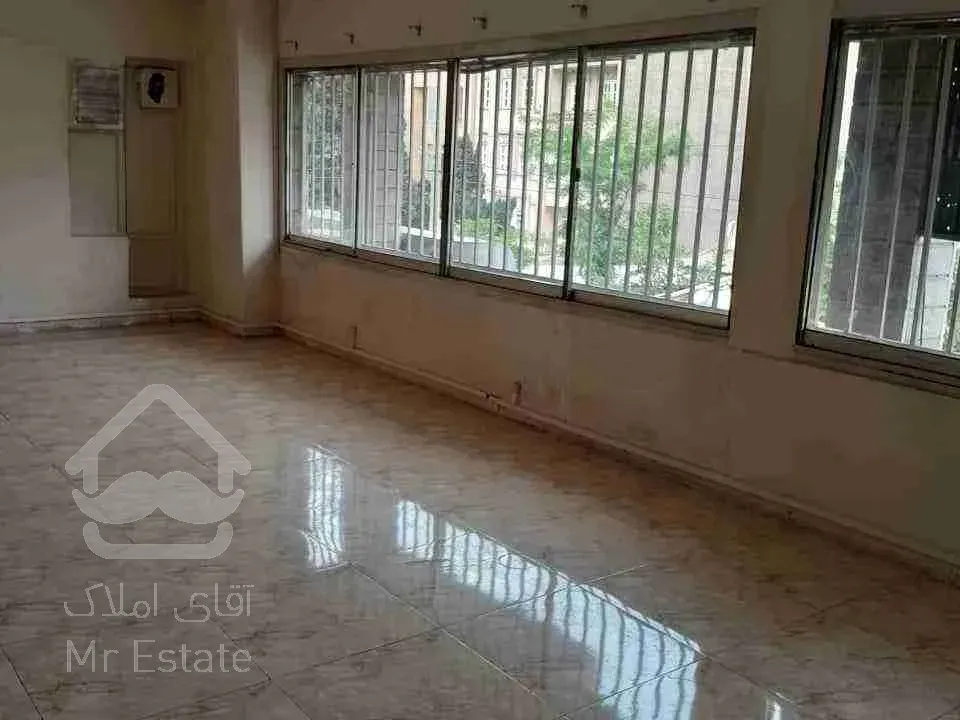 ۱۰۰ متر سنداداری  تابلو خور گاندی