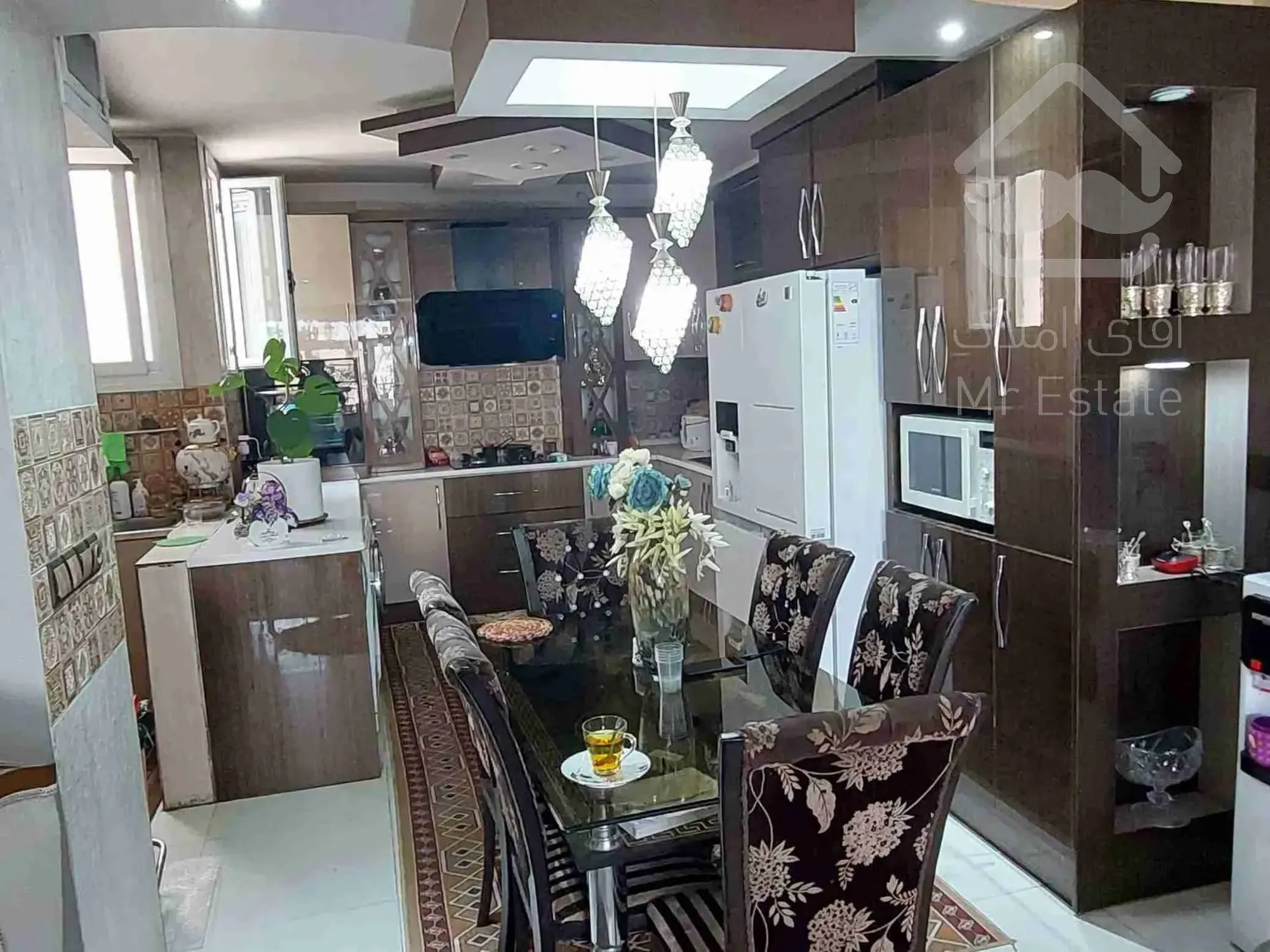 فروش ویلایی ۳طبقه بلوار ابوریحان بلوار آل بویه جنوبی