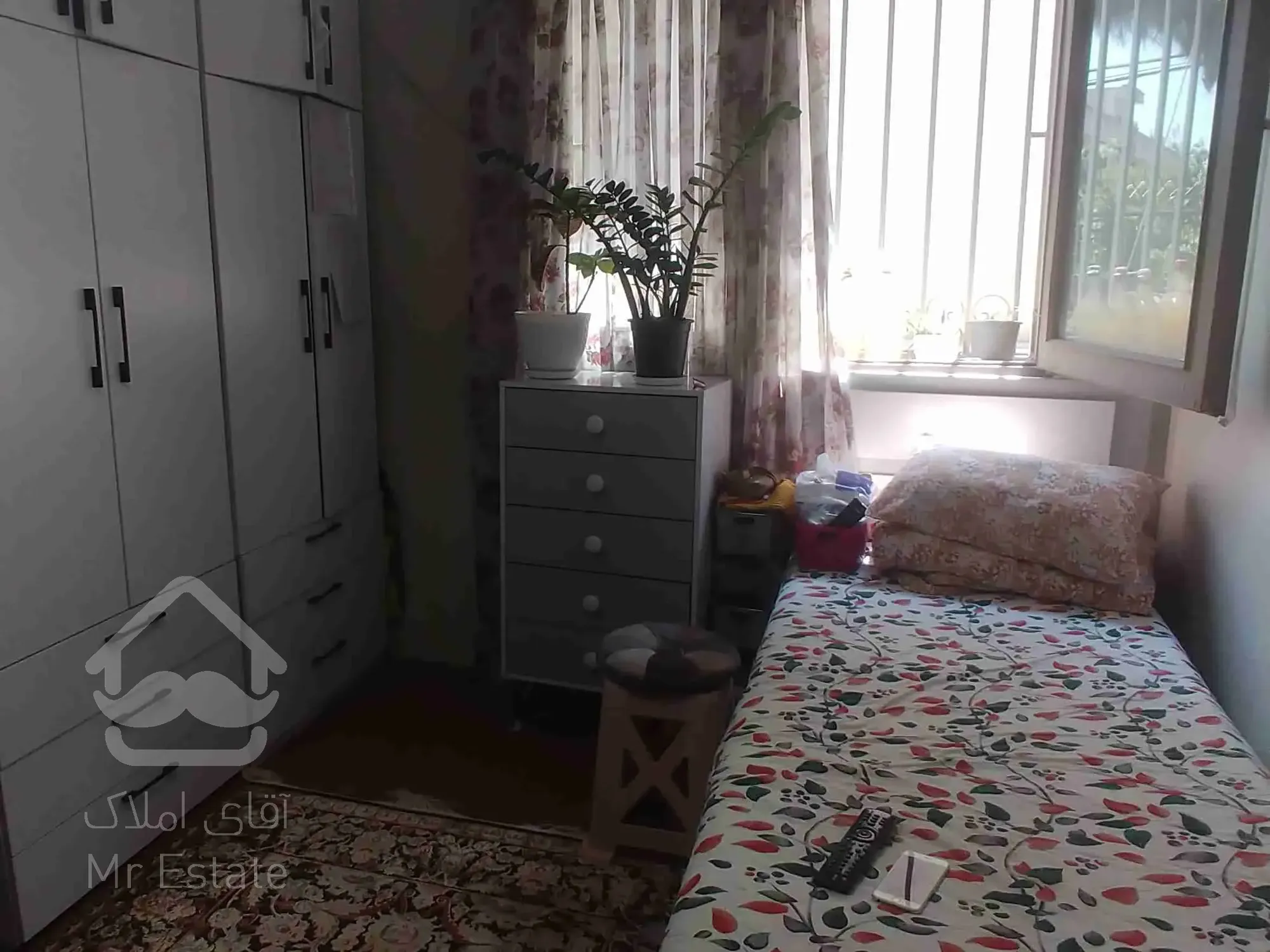 100 متر 2 خواب دروس