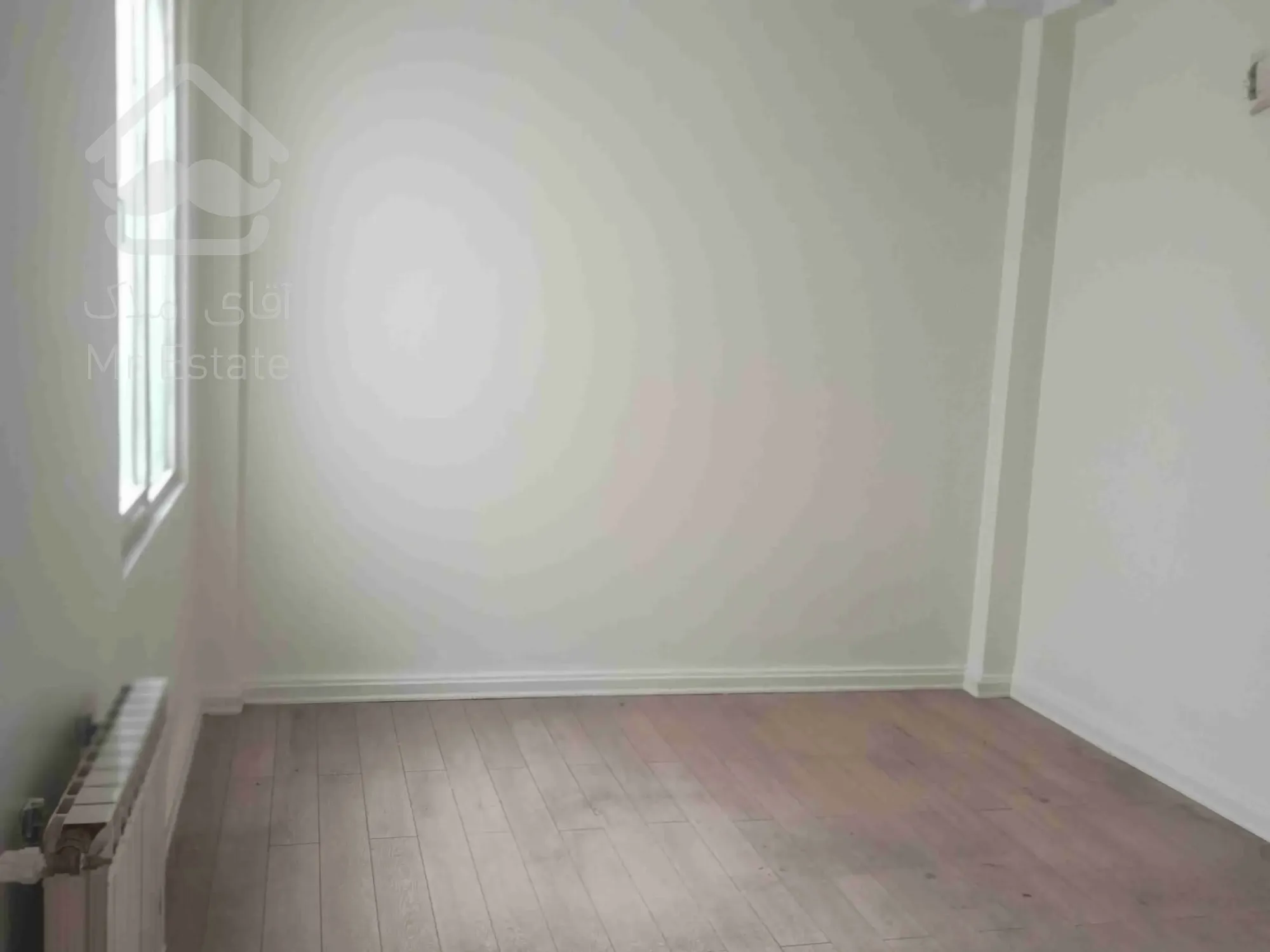 کاشانی/موقعیت اداری/68متر/تک اتاق