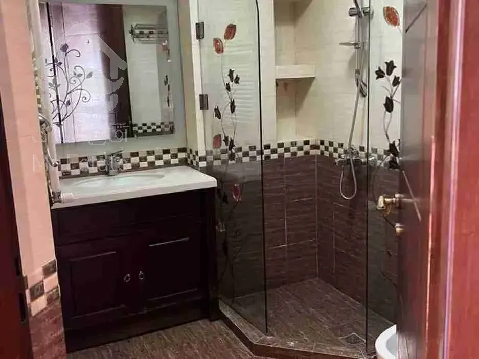 نیاوران ۱۰۵متر متریال داخلی بینظیر لوکیشن عالی