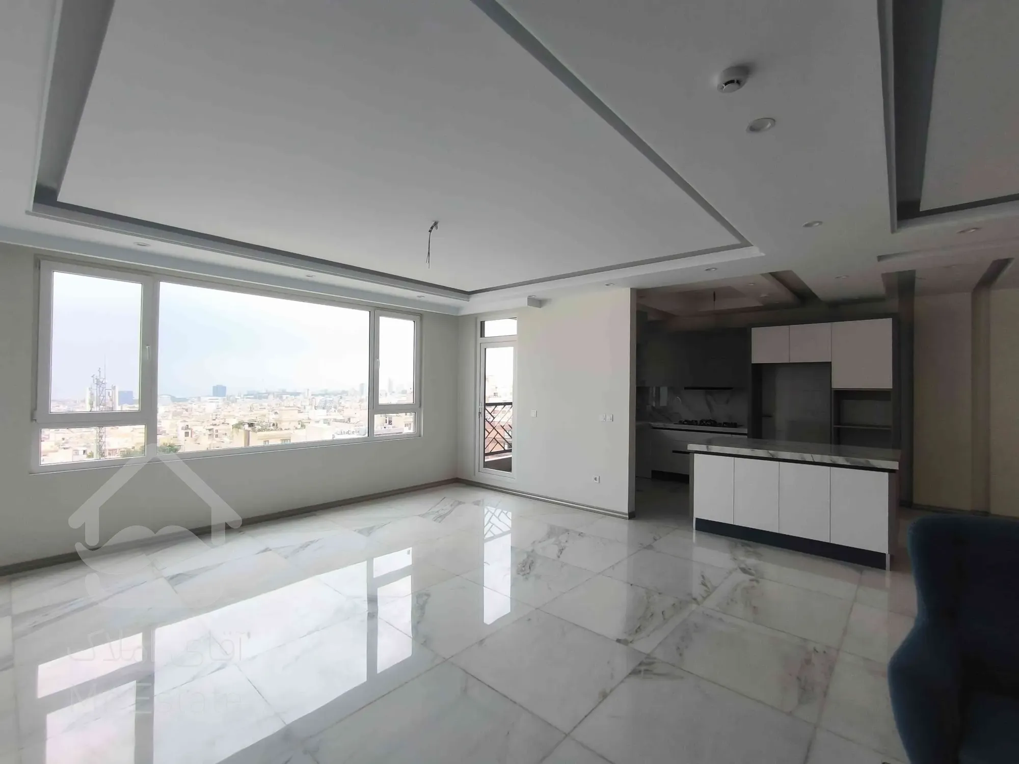 ۱۳۰متری مدرن که تهران زیر پاته