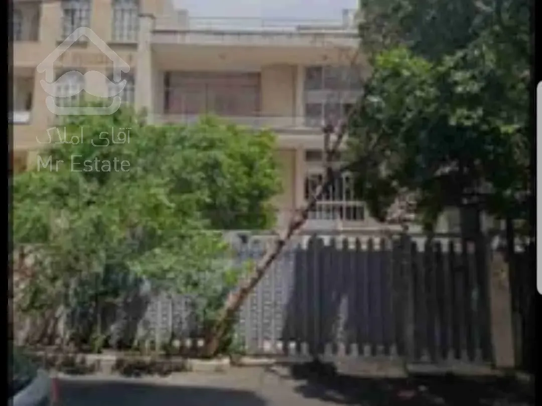 فروش کلنگی ۵۶۳متری بر ۳۰متر نیاوران