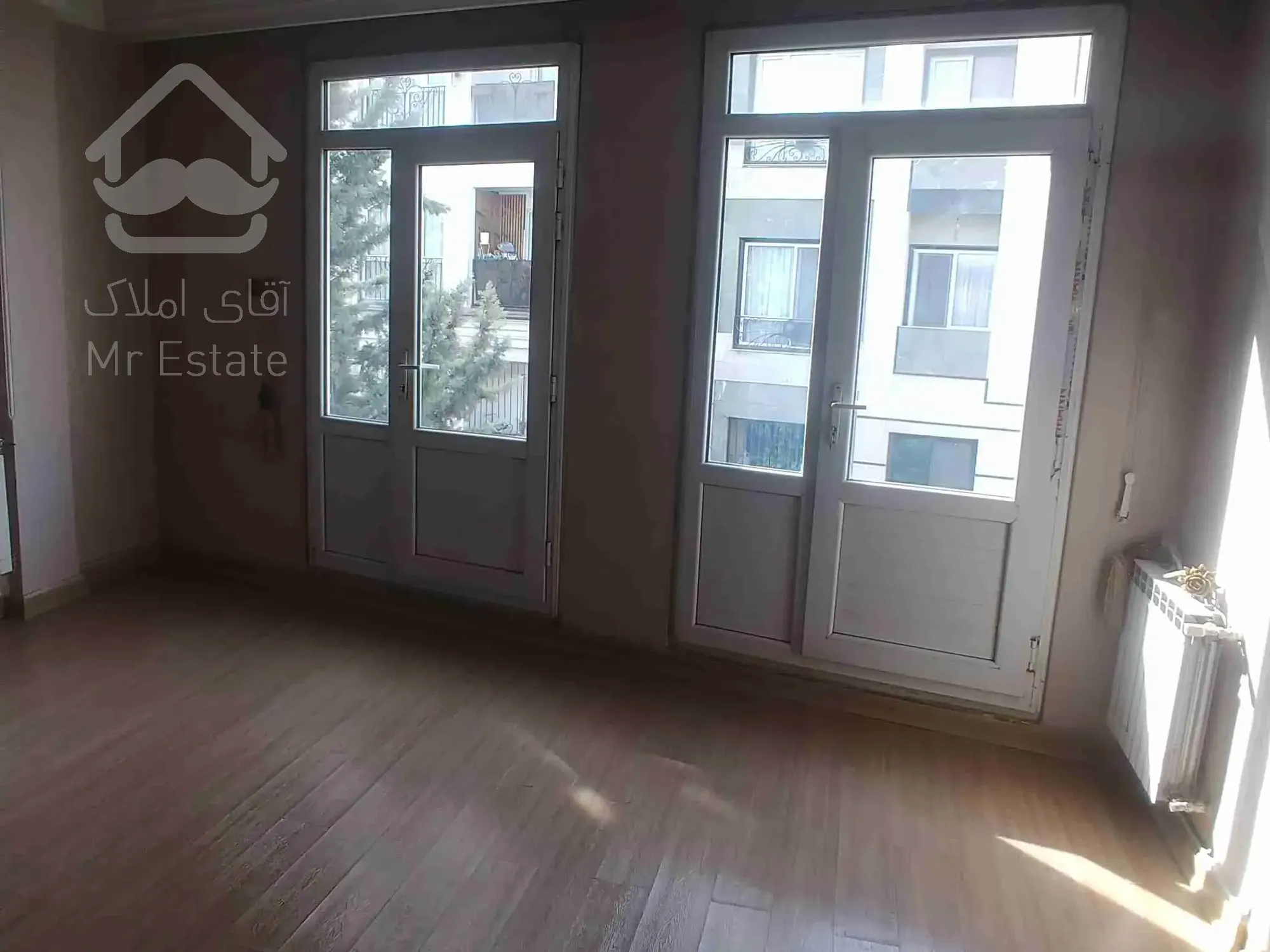 117 متر 3 خواب اختیاریه نزدیک چهاراه پاسداران