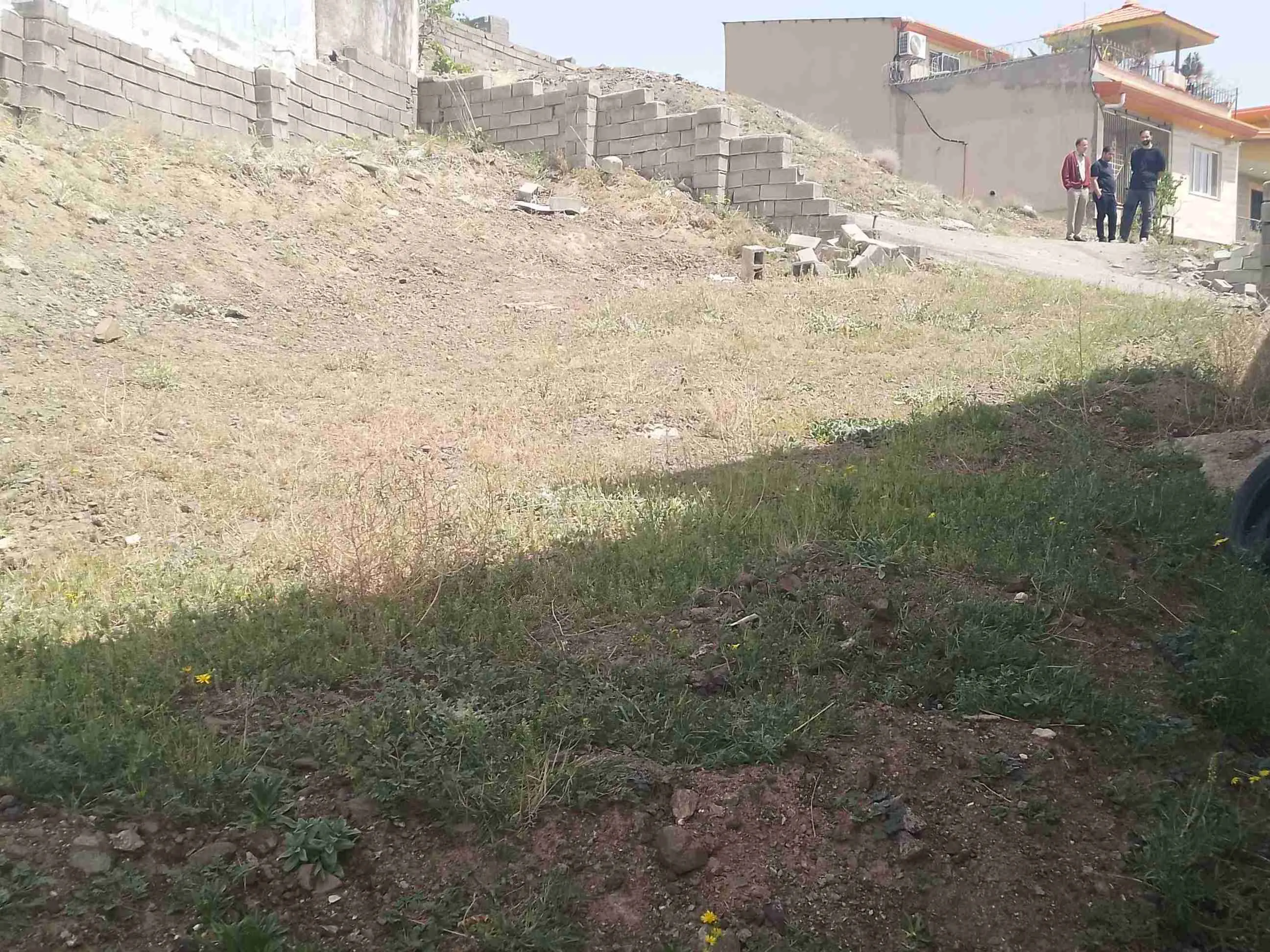 ۲۰۰متربر۱۴ کلیه انشعابات در ملک